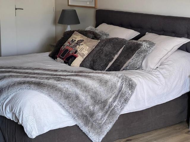 Agreable Chambre D Hote Avec Piscine Et Jacuzzi Thégra Kültér fotó